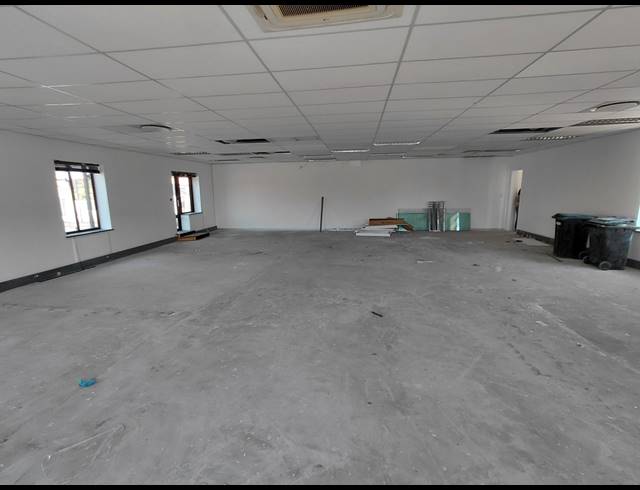 200M² OFFICE TO LET IN MAGALIESSIG